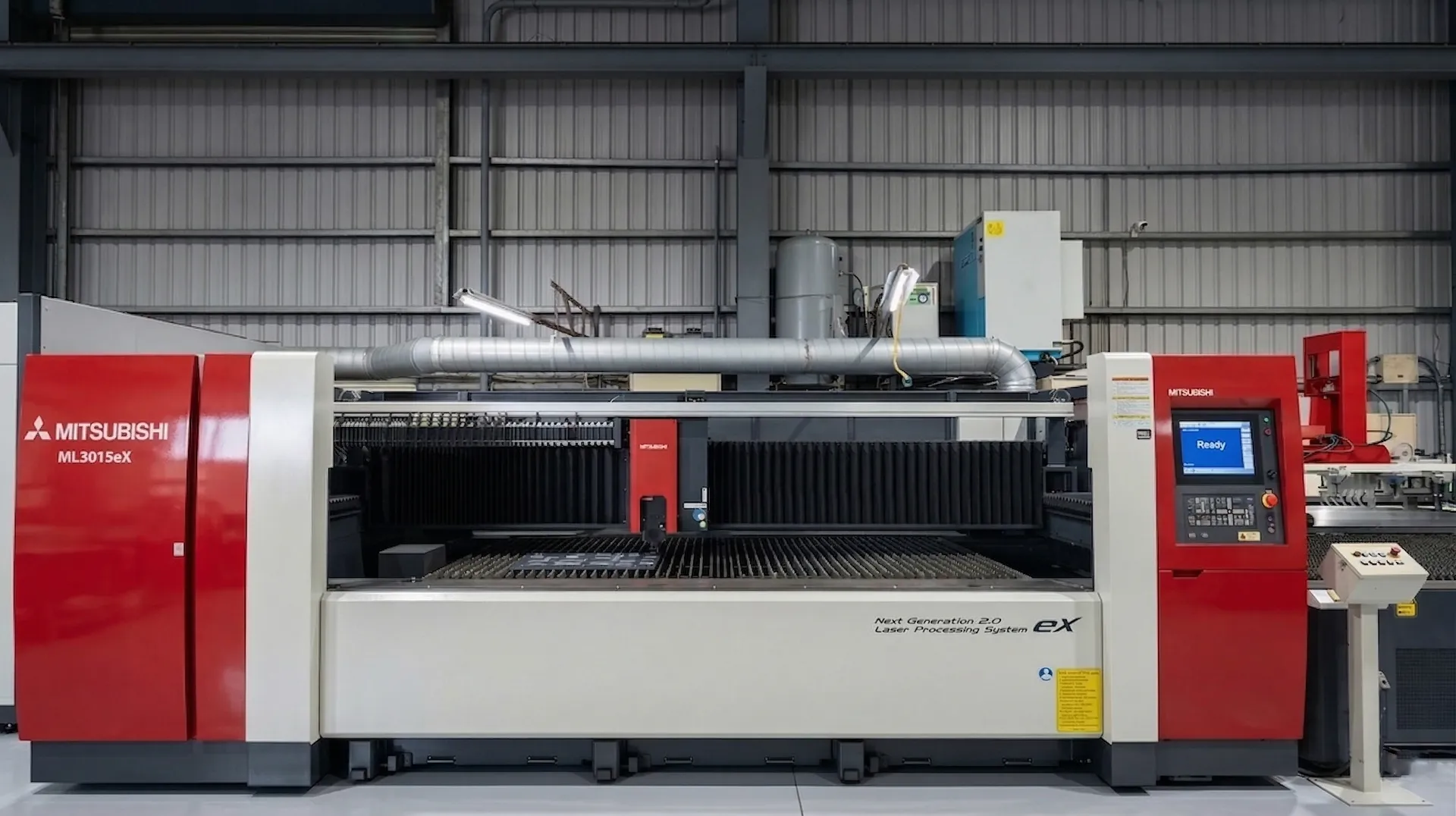 高精密雷射切割機